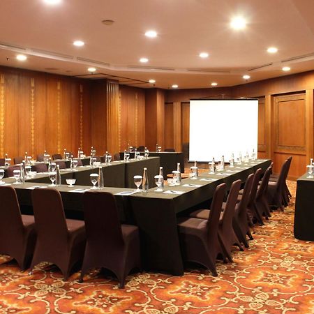Hotel Santika Premiere Semarang Luaran gambar