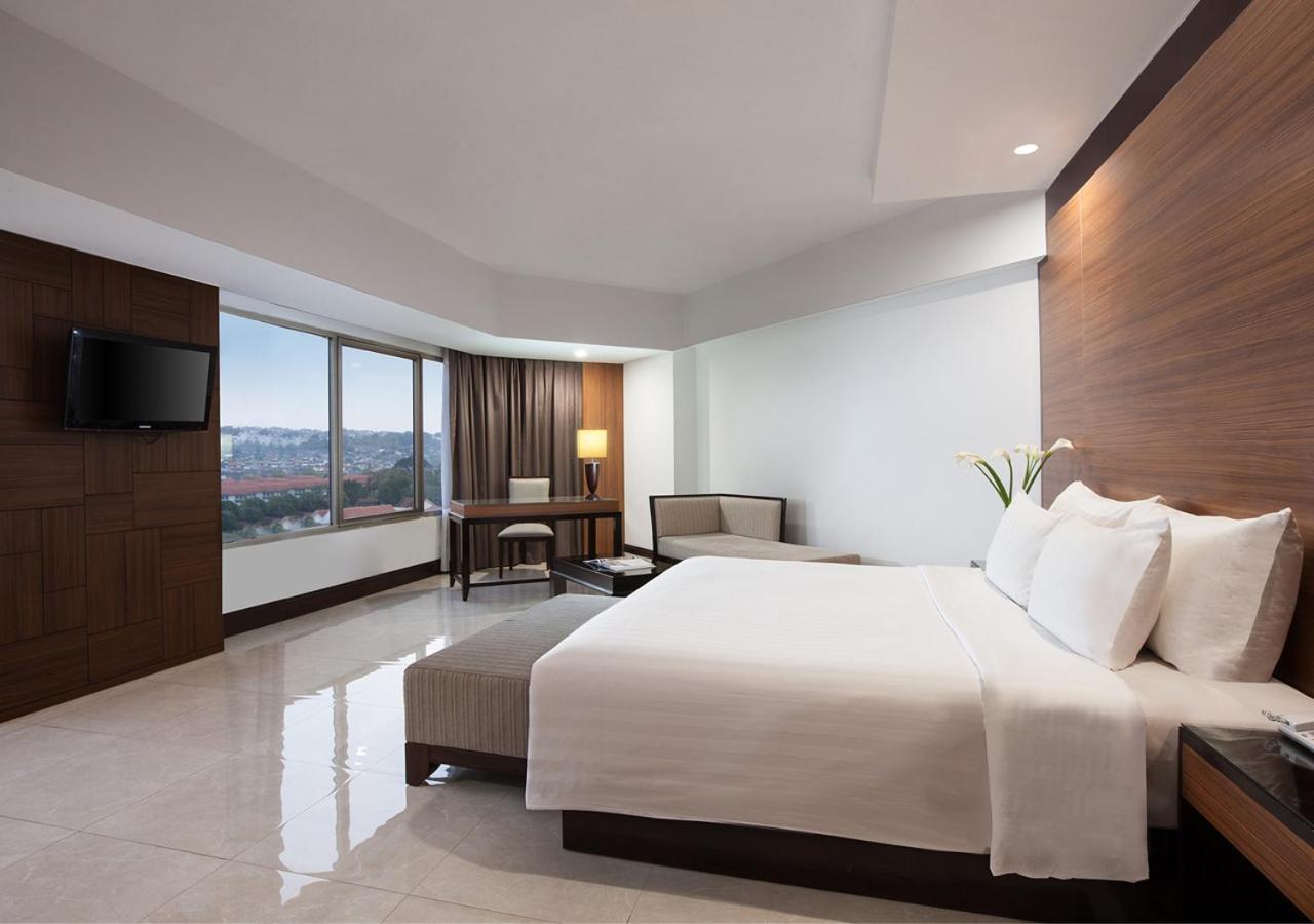 Hotel Santika Premiere Semarang Luaran gambar