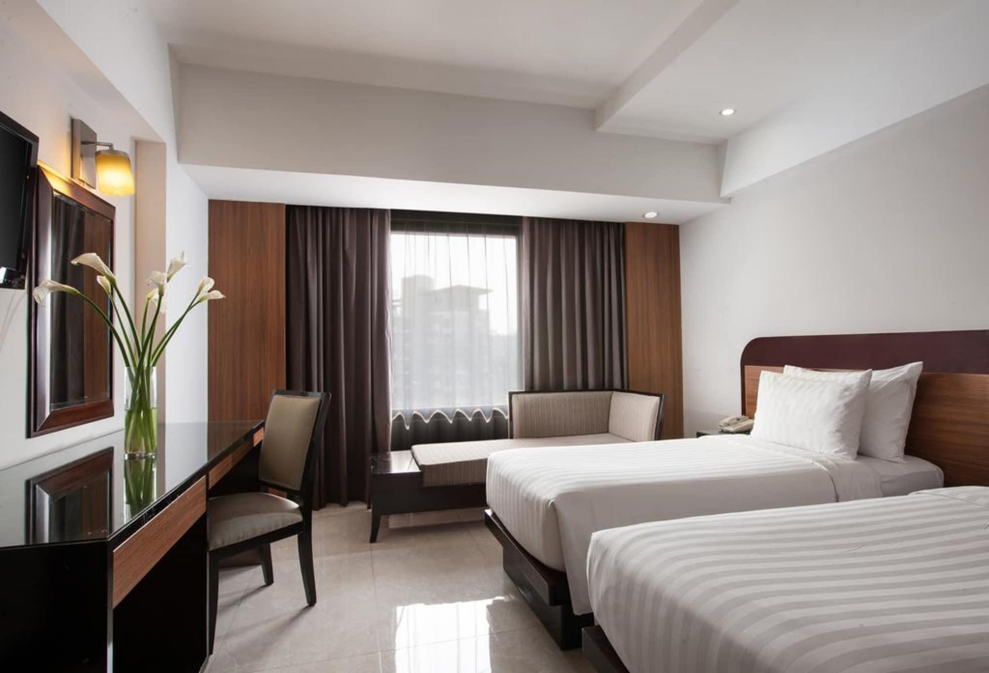 Hotel Santika Premiere Semarang Luaran gambar