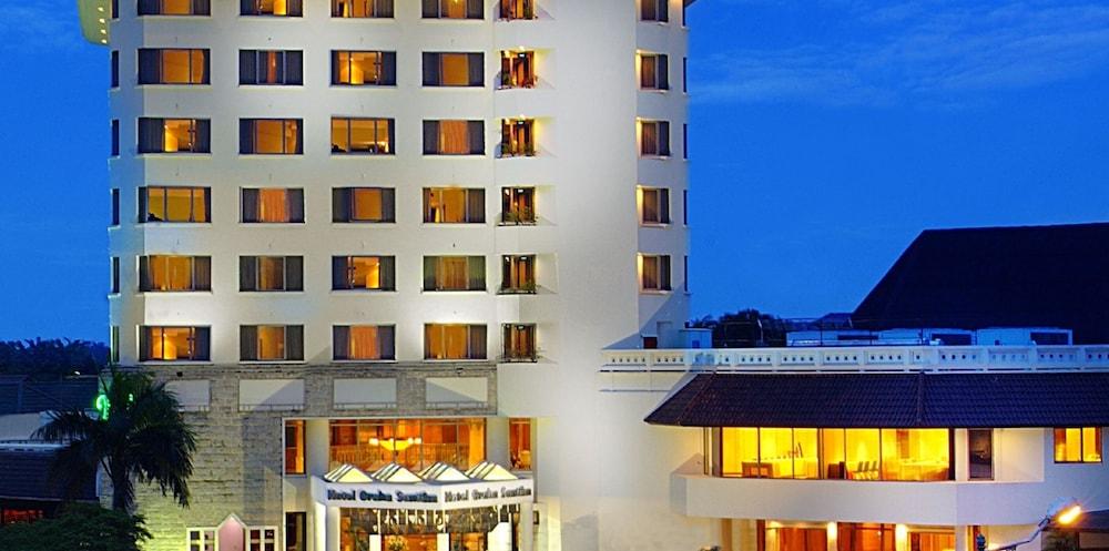 Hotel Santika Premiere Semarang Luaran gambar