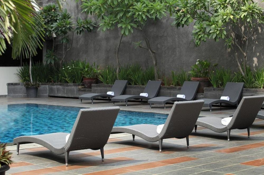 Hotel Santika Premiere Semarang Luaran gambar