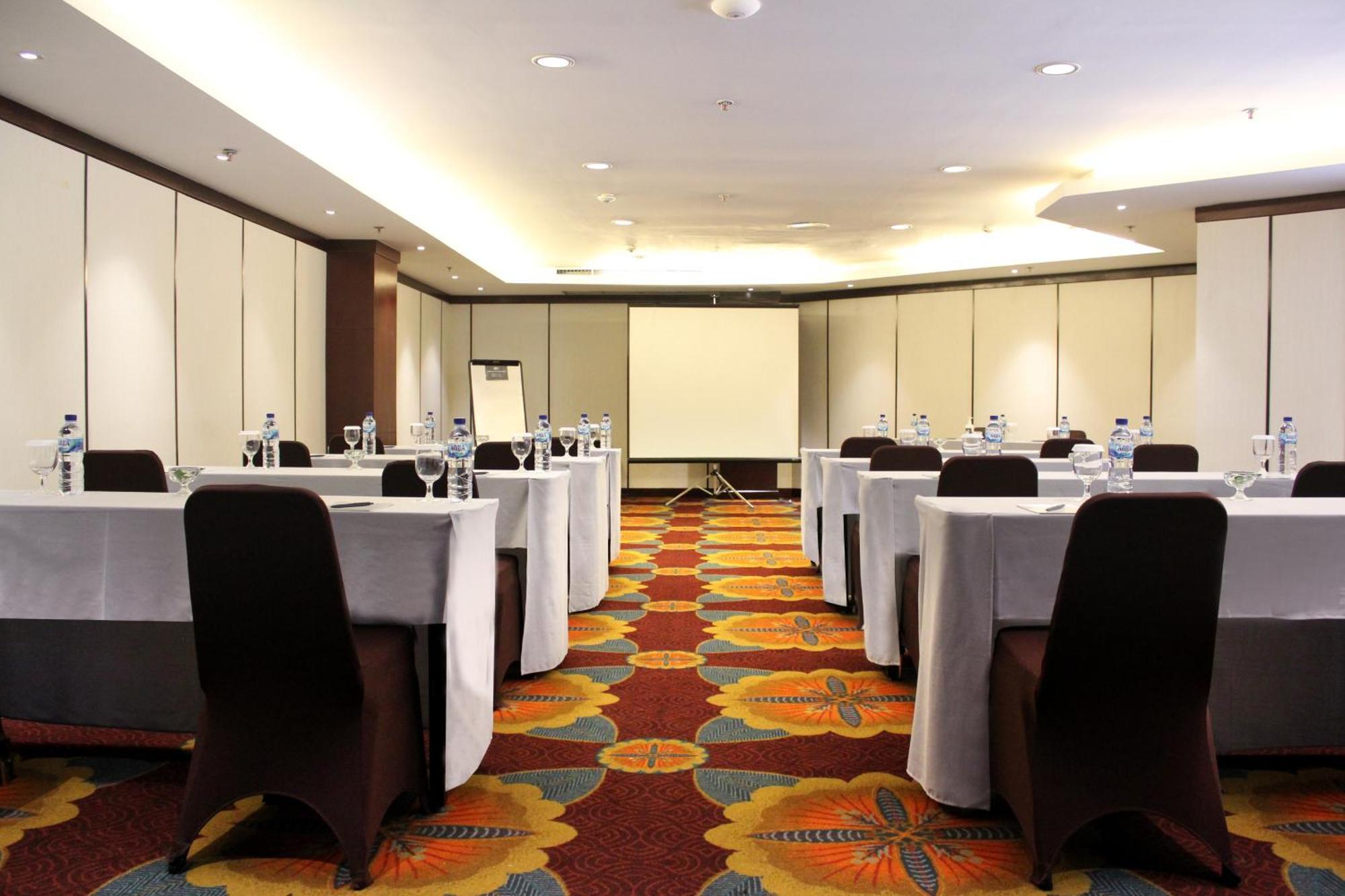 Hotel Santika Premiere Semarang Luaran gambar