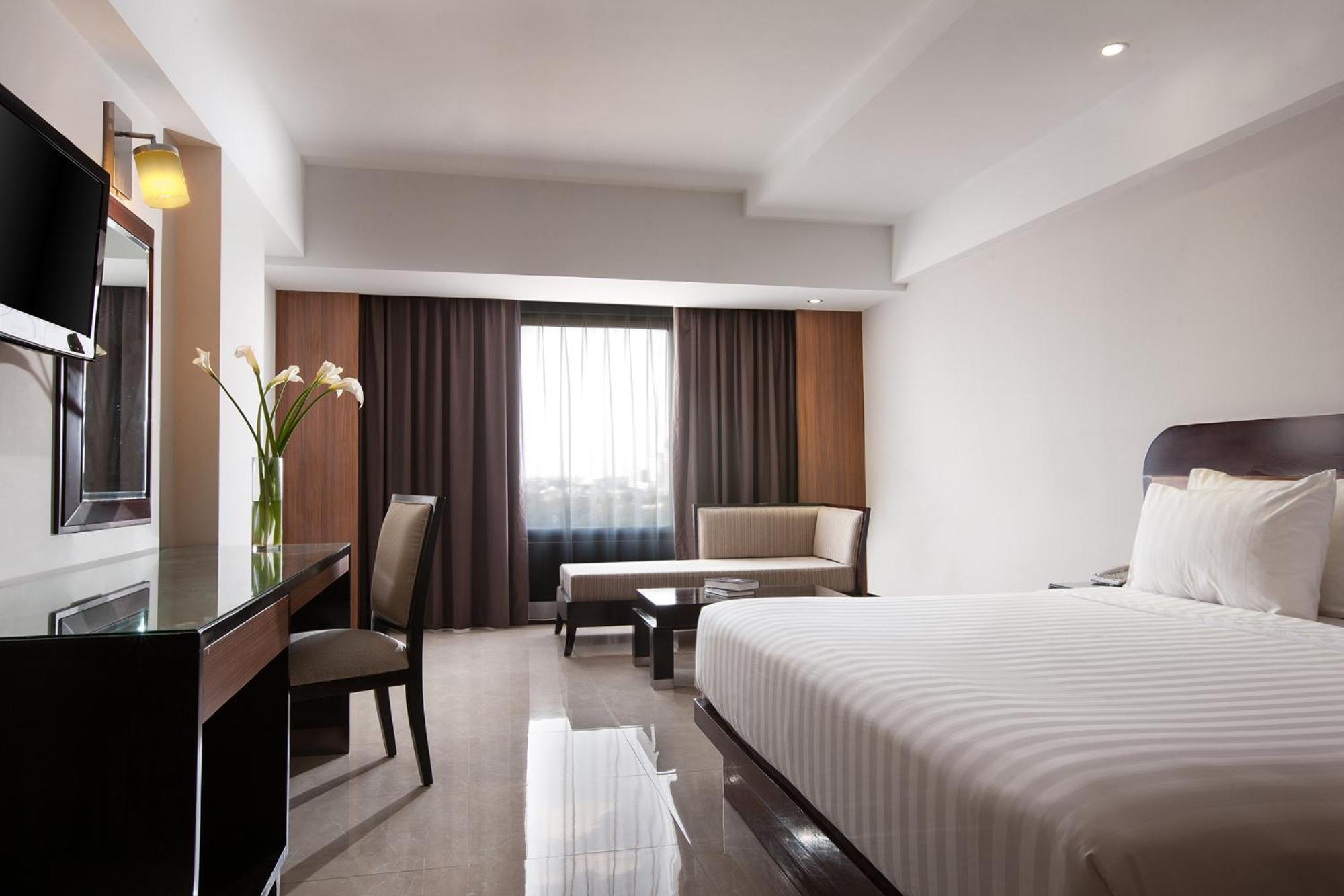 Hotel Santika Premiere Semarang Luaran gambar