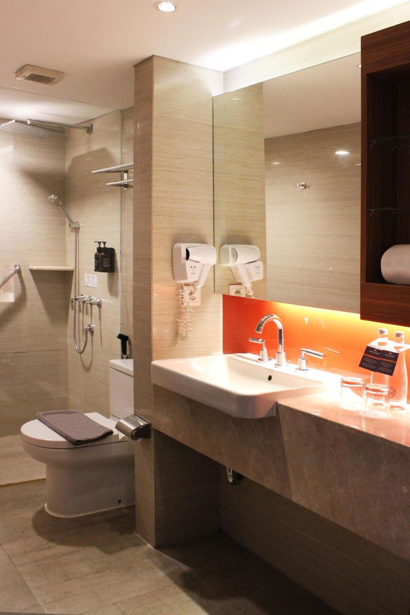 Hotel Santika Premiere Semarang Luaran gambar