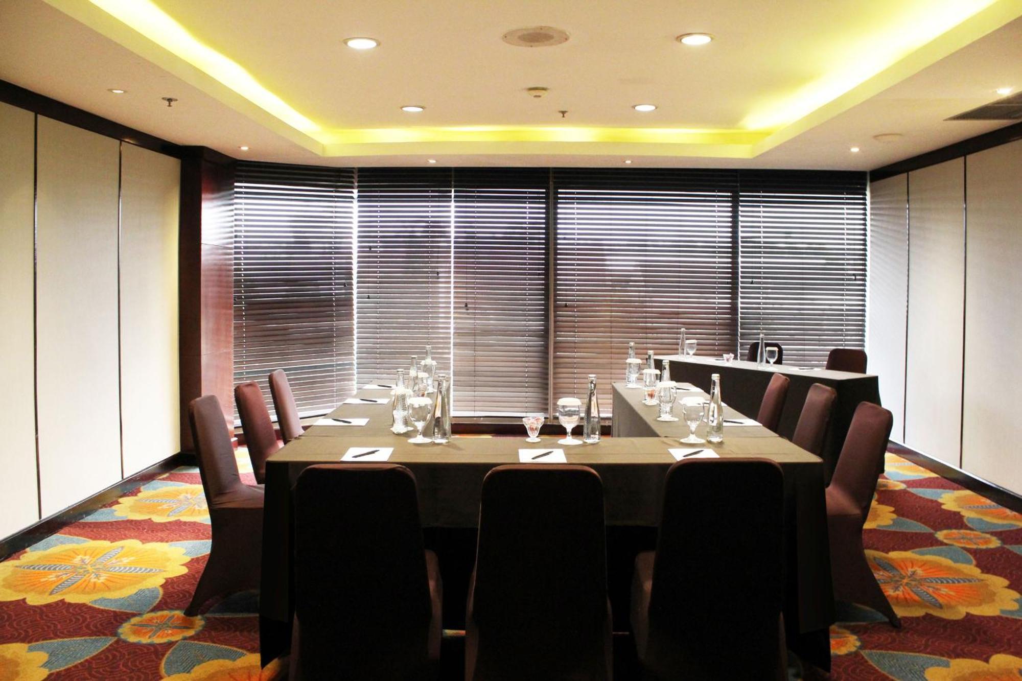 Hotel Santika Premiere Semarang Luaran gambar
